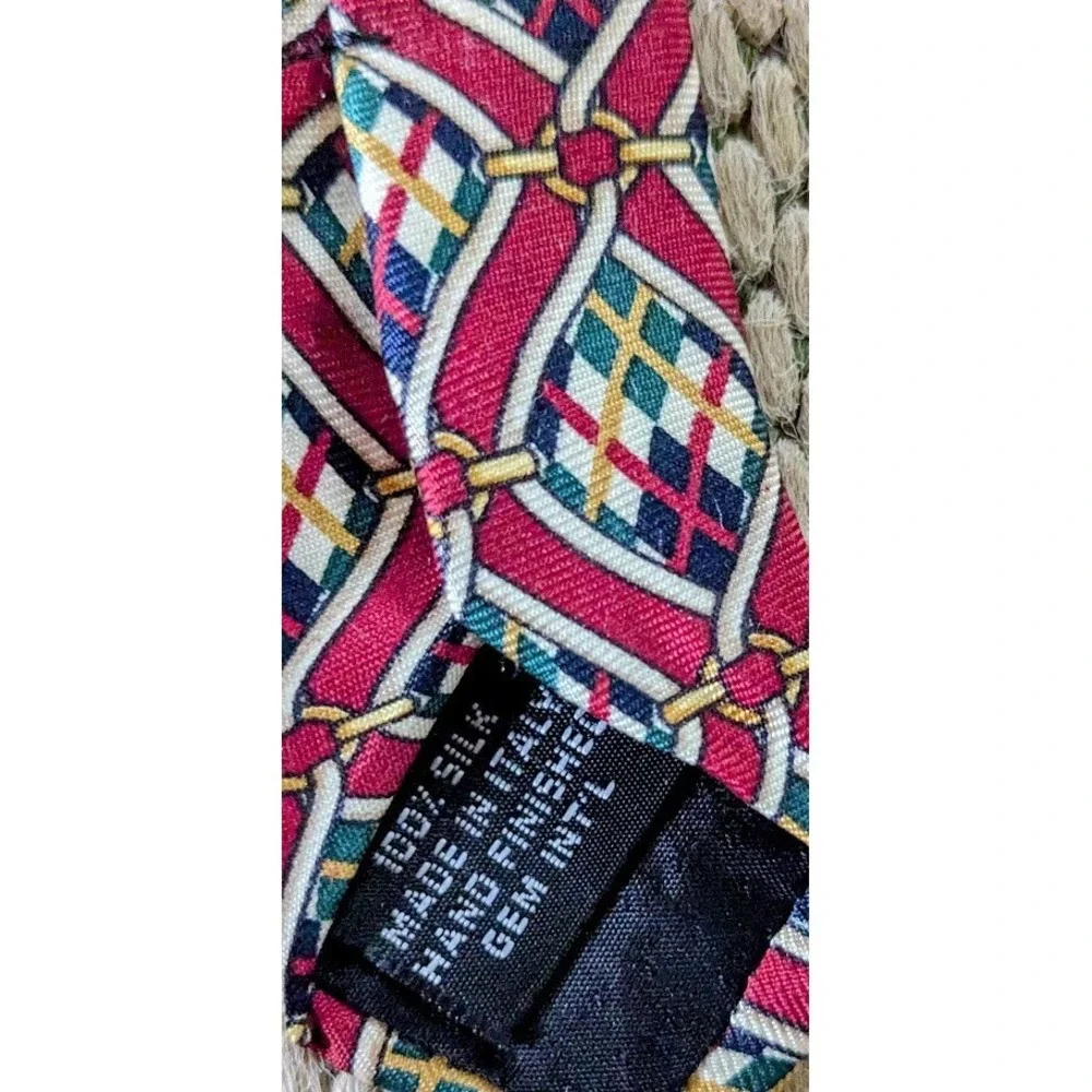 VINTAGE Paolo Gucci ITALY Men's Red Geometric Plaid Pattern Silk Neck Tie Luxury